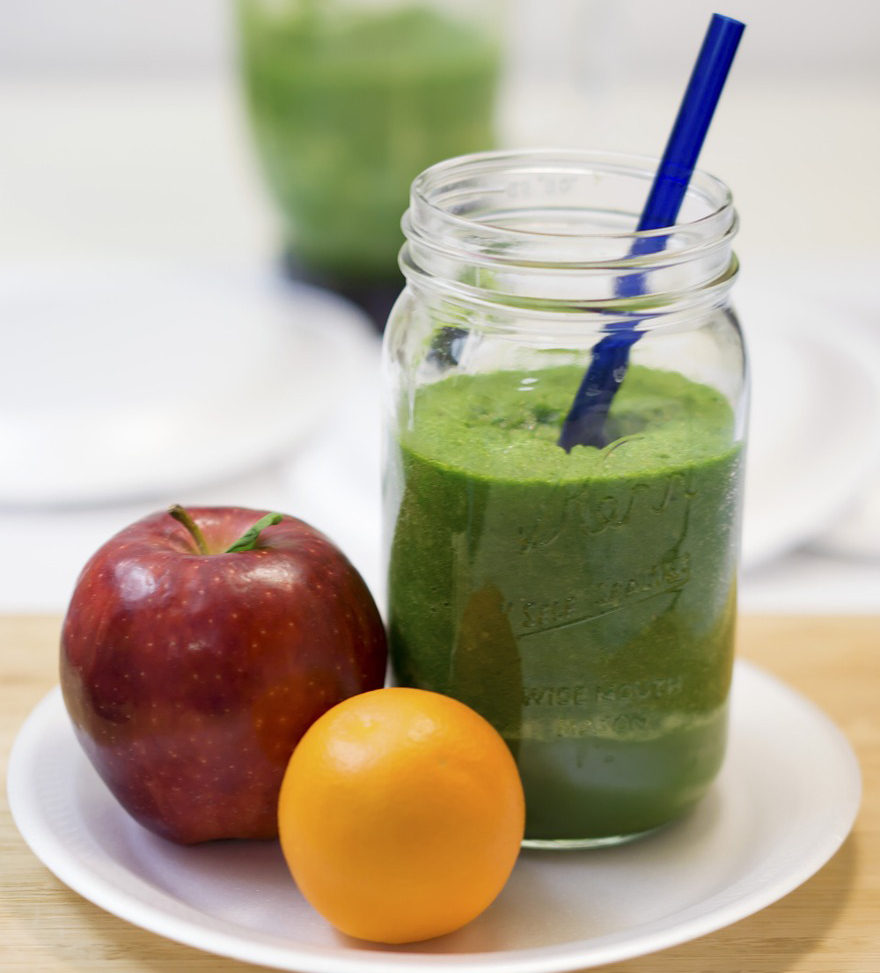 Smoothies-for-weight-loss-Apple-Ginger-Detox-Smoothie